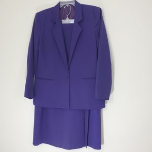 Patterns Purple suit with side pleated skirt, 12